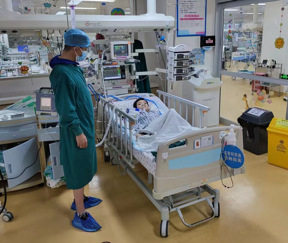 沿河跨省救护车出租公司